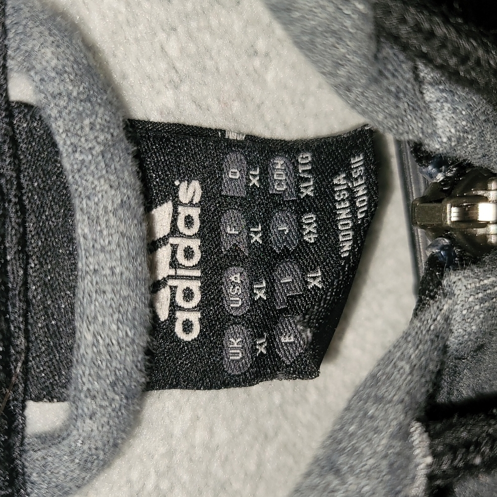 Adidas - Picture 3 of 3